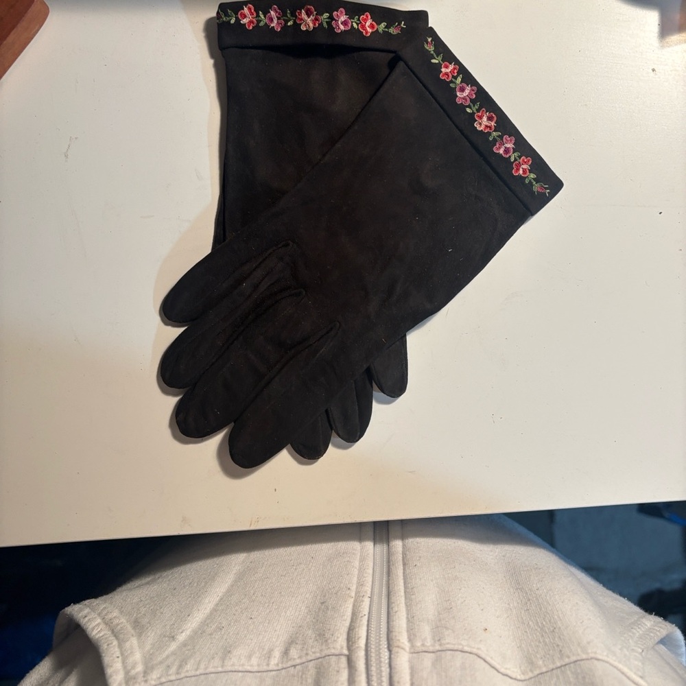 Vintage gloves 1960’s
